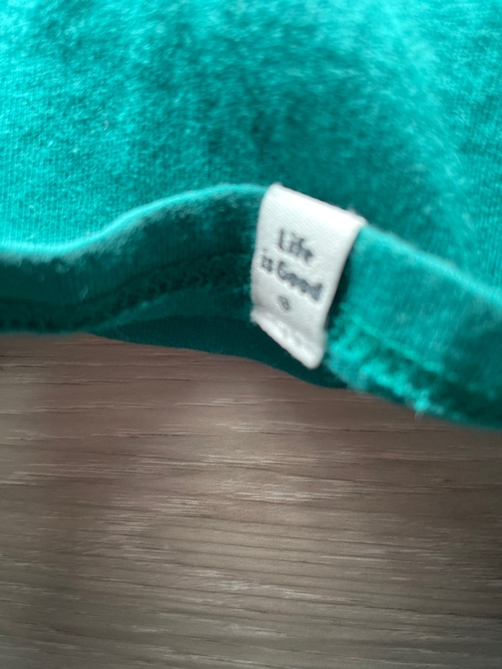 EUC- Vintage Women's Life is Good SS V Neck Graphic Tee - Picture 6 of 10
